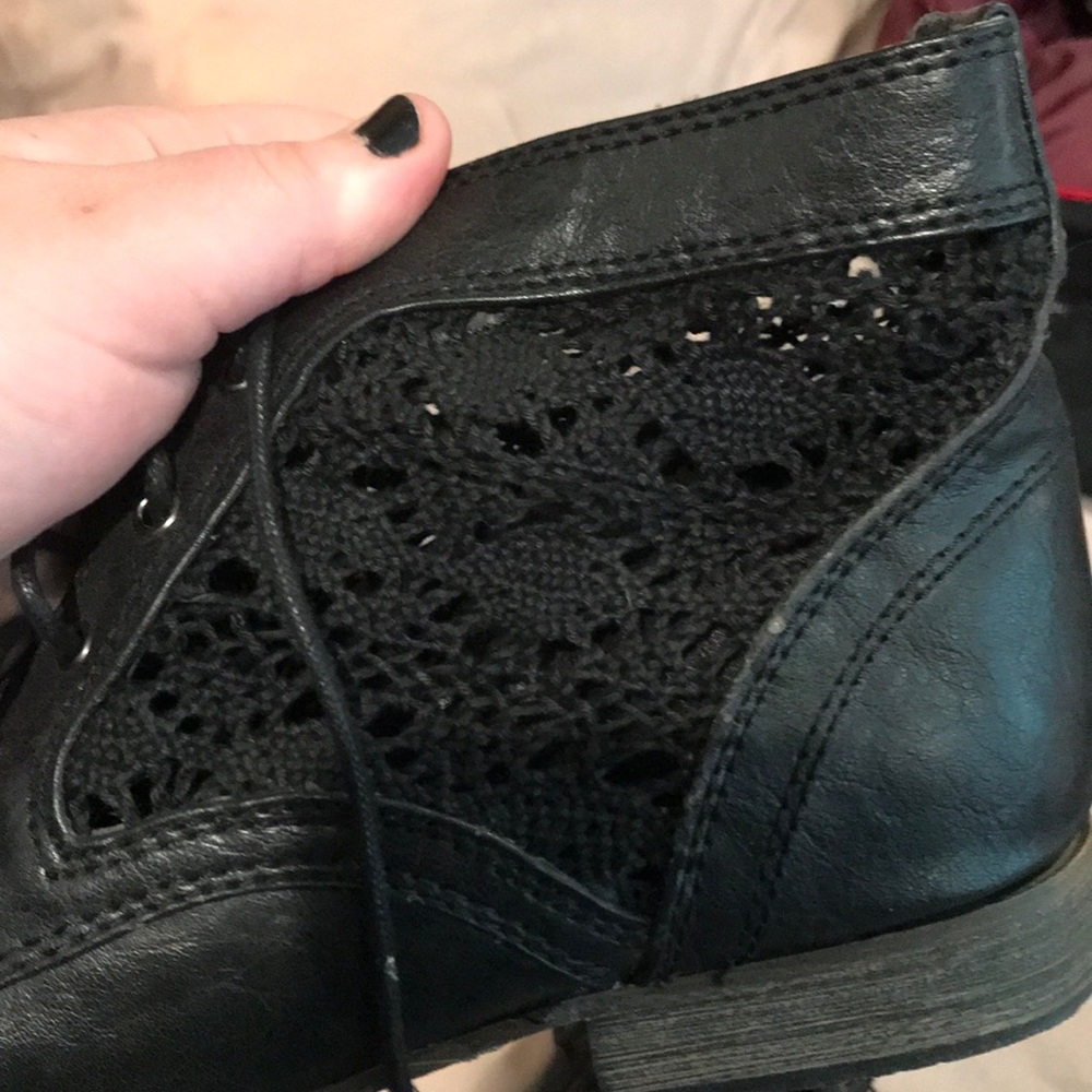 Crochet style Booties - Picture 3 of 5